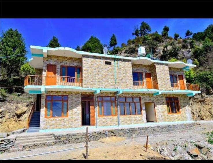 Parashar Lake Hill View Guest House